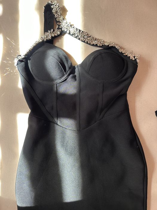 Бандажна рокля коктейлна официална