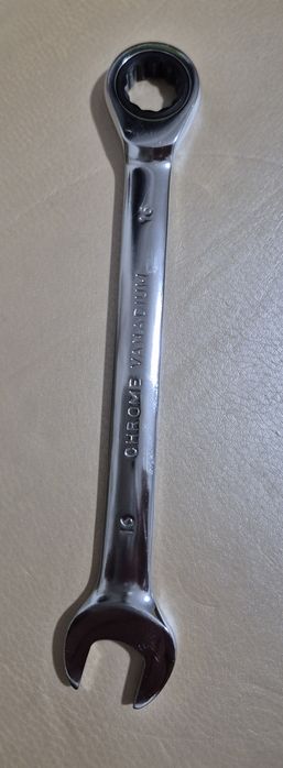 Ключ накидной с трещёткой и рожковый на 16 новый