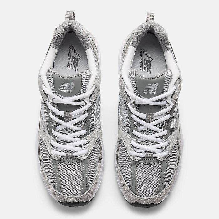 Крассовки new balance