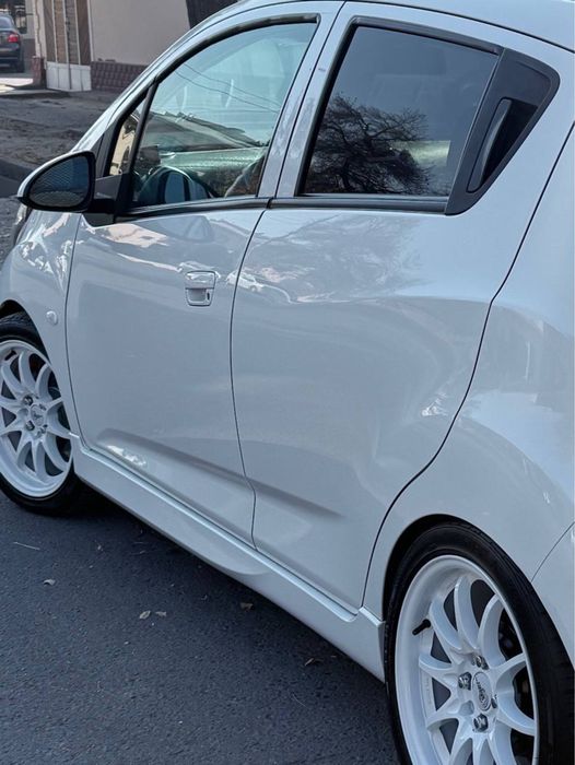 Spark amerikanka obves opisaniyani oqila