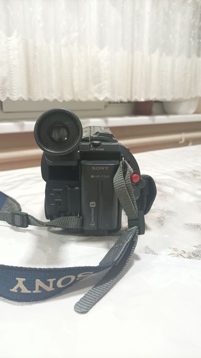 SONY Handycam сотилади