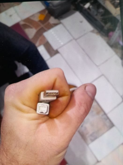 Cabluri audio-video  tv și PC