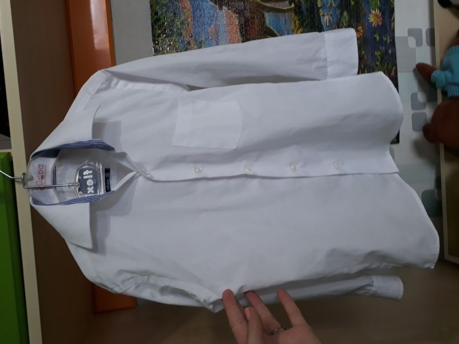 Рубашка белая на 6-7 лет