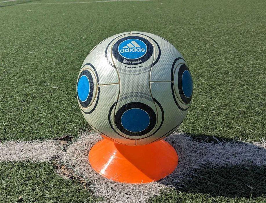 футбольный мяч Adidas Terrapass 2008