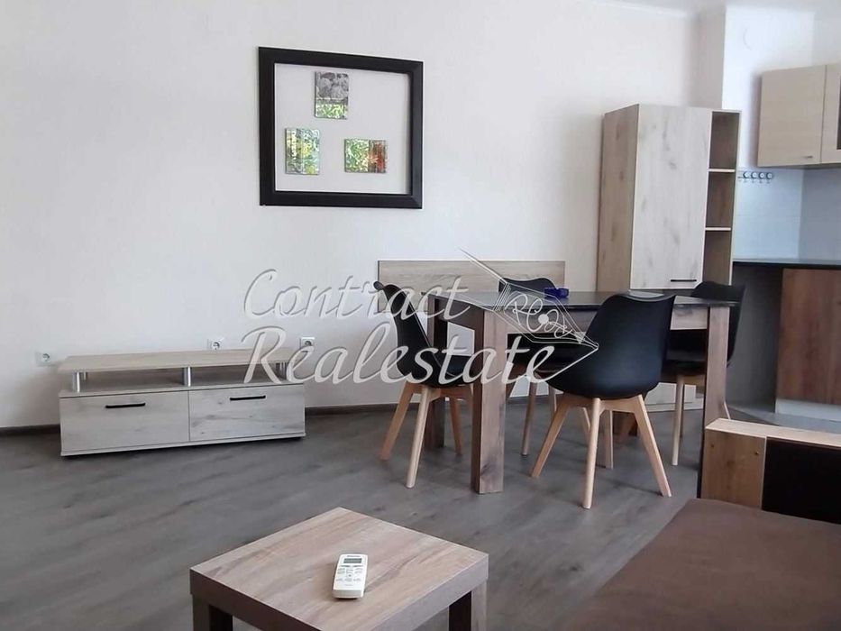 Дава се под наем Тристаен апартамент в Варна, Център - 70 кв.м за 650 € - Снимка #2