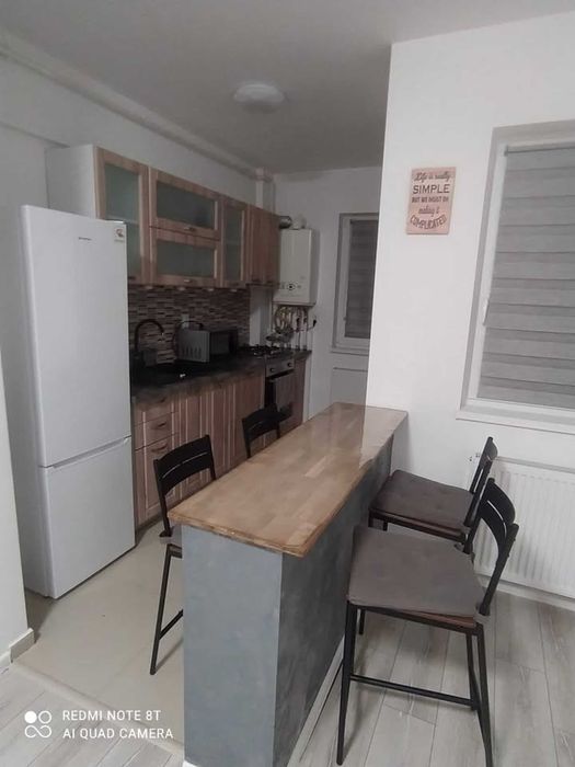 Apartament de închiriat, preț negociabil