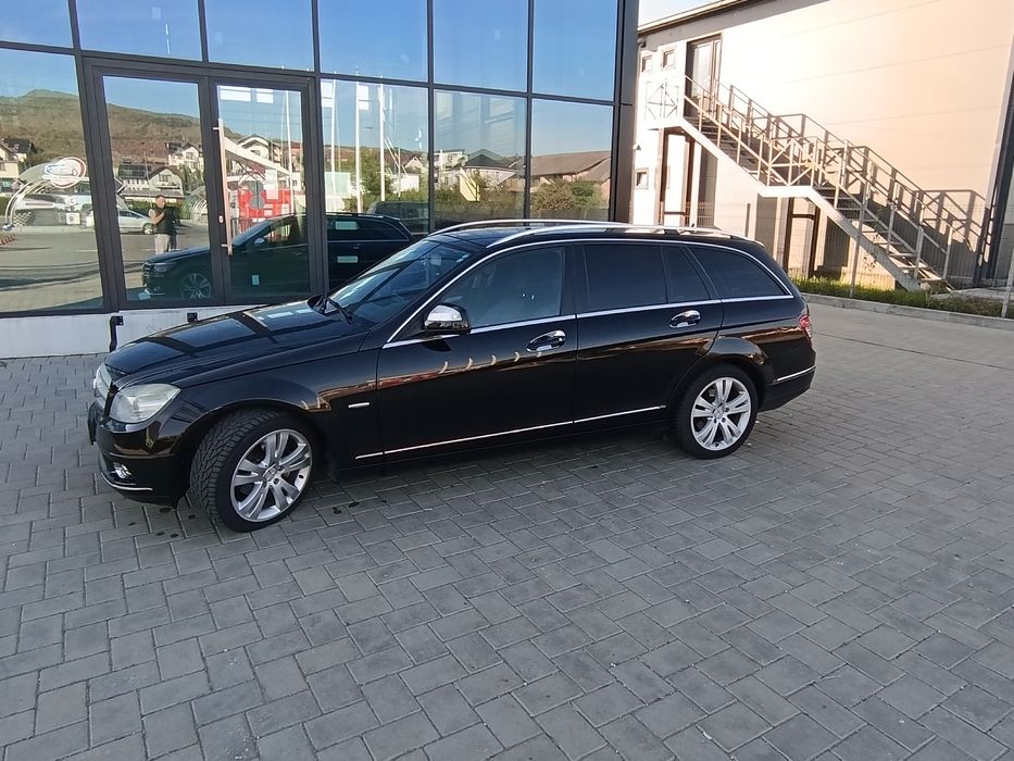 Vând Mercedes c 200CDI