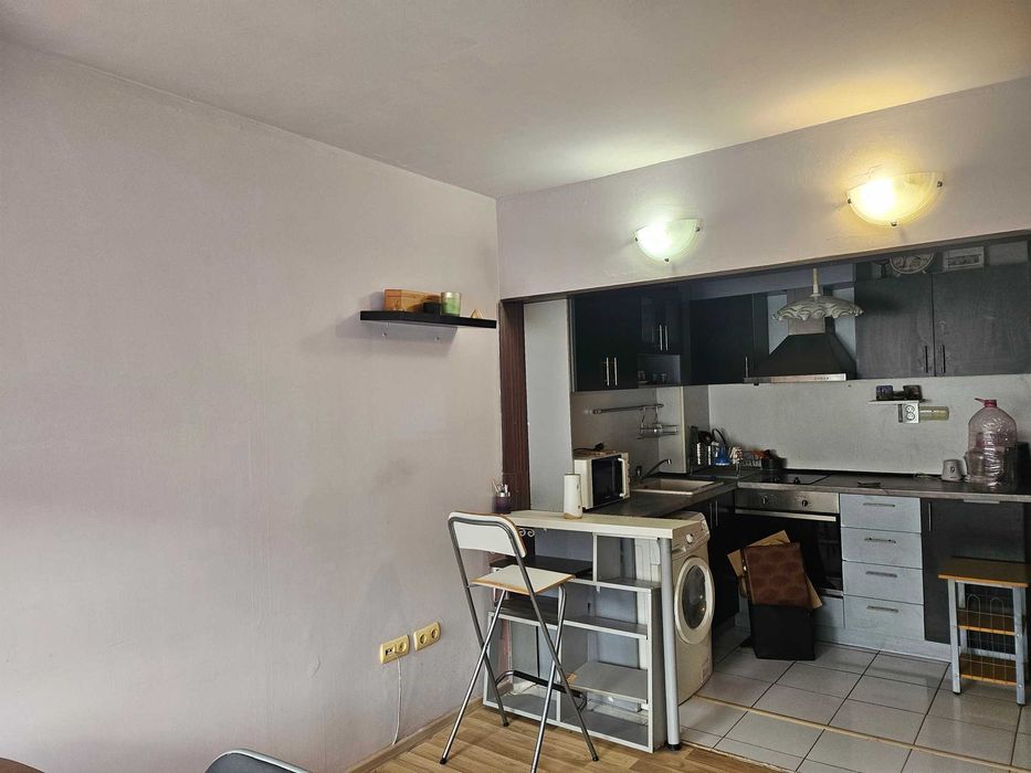 Продава се Двустаен апартамент в Варна, Аспарухово - 38 кв.м за 2158 €/кв.м - Снимка #2