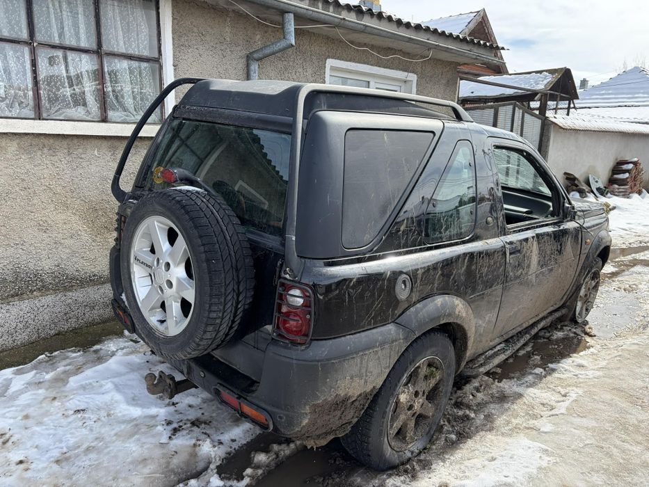 Продавам land rover freelander 2000 кубика 113 кс  автоматик на части