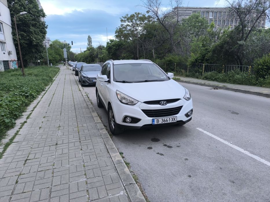 Hyundai ix35 2.0L DOHC 16V 2WD Automatic