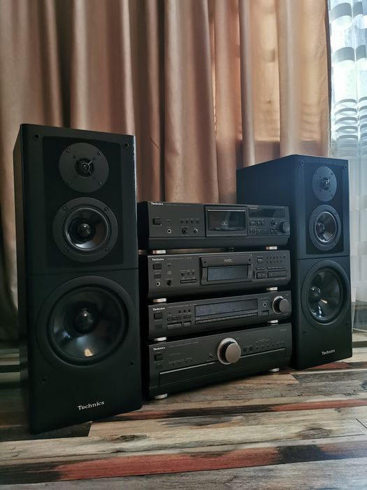 Linie audio Technics