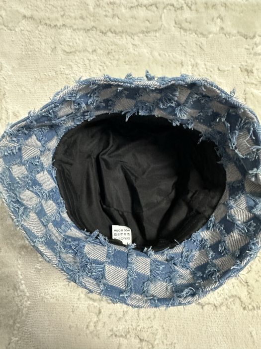 bucket hat albastru denim