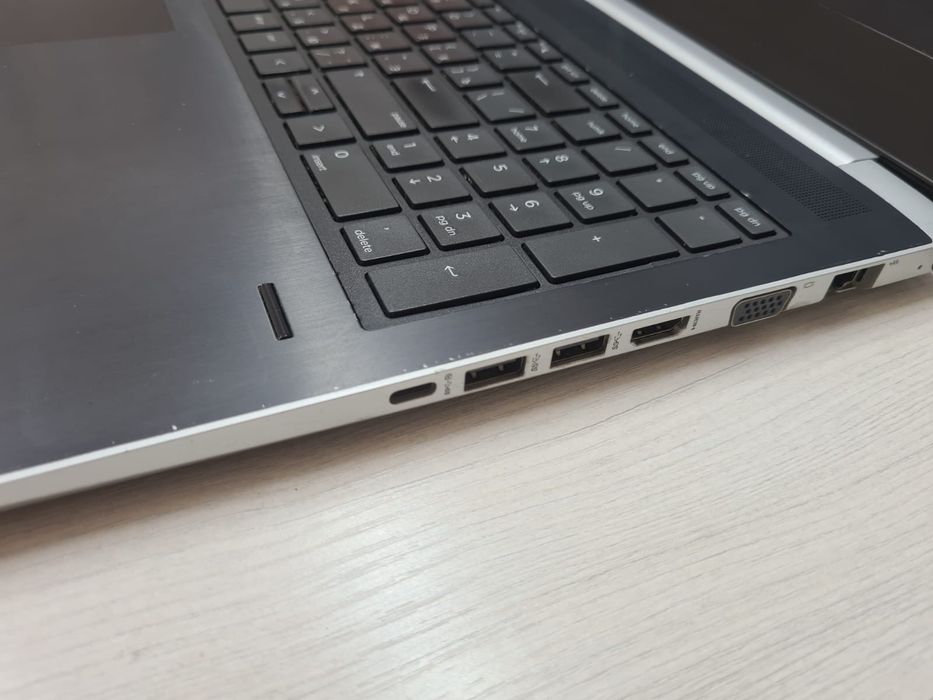 HP Core i5, 8 поколение