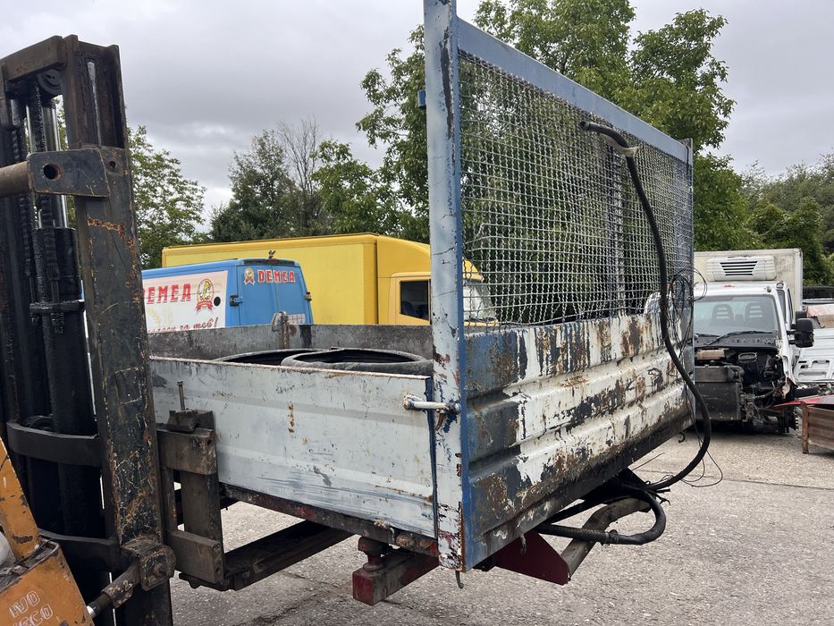 Тристранна Самосвално уредба iveco 3.10-2.00