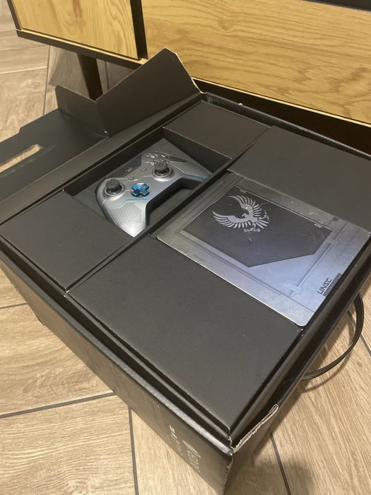 Xbox One 1TB Halo Edition Special