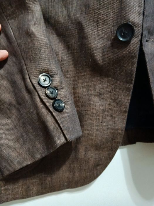 Ново марково сако Л