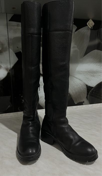 Продам зимние сапоги