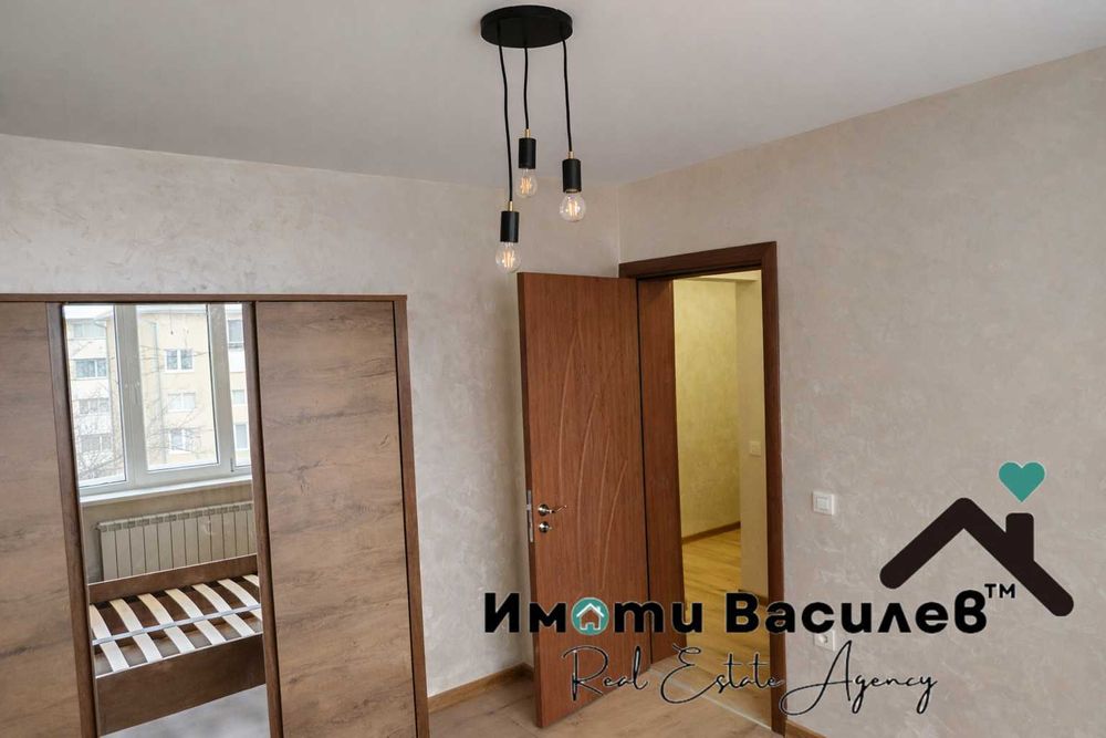 Дава се под наем Тристаен апартамент в София, Център - 80 кв.м за 817.53 € - Снимка #7