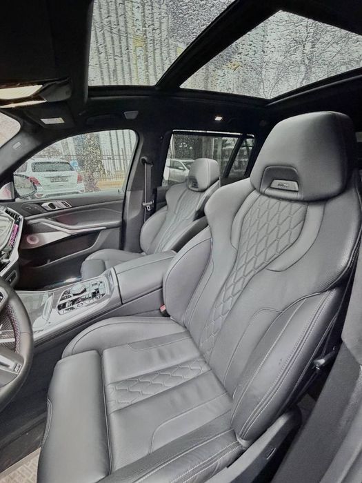 Bmw x7 m60i full