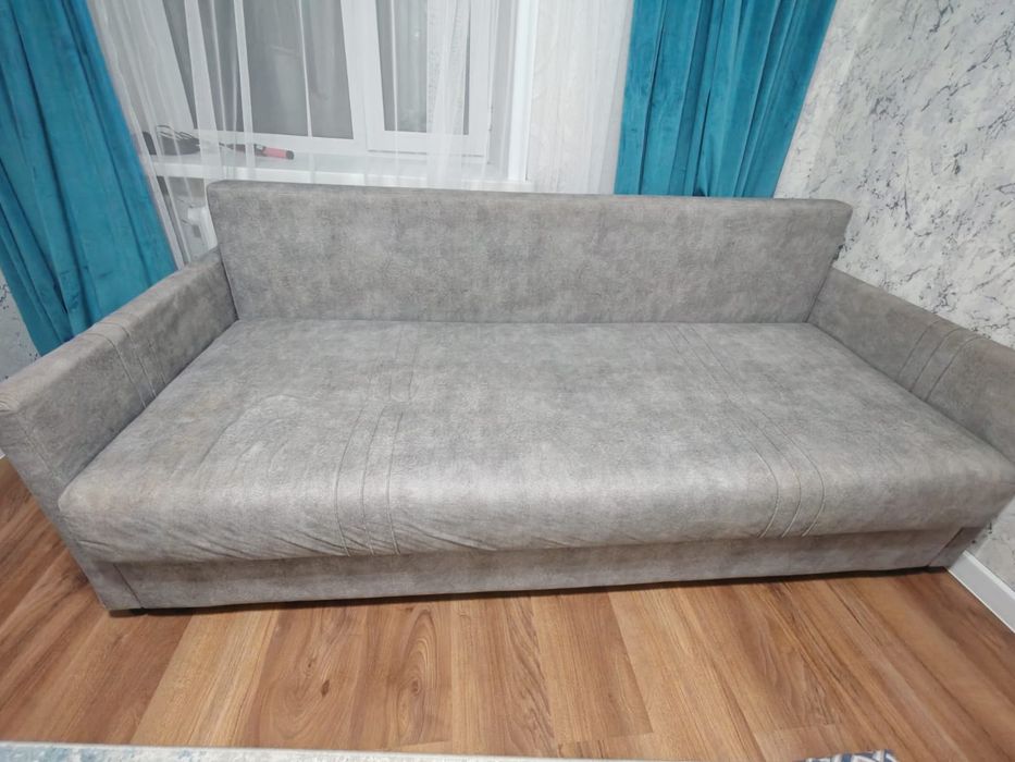 Продам диван тахта