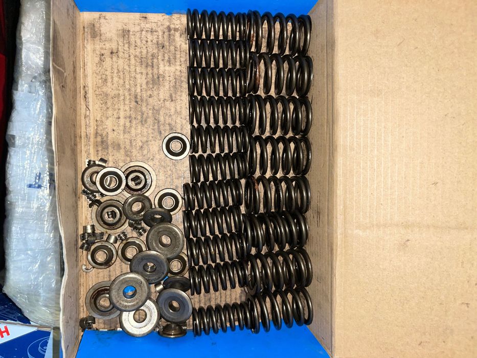 Глава от мотор 1.8т адр