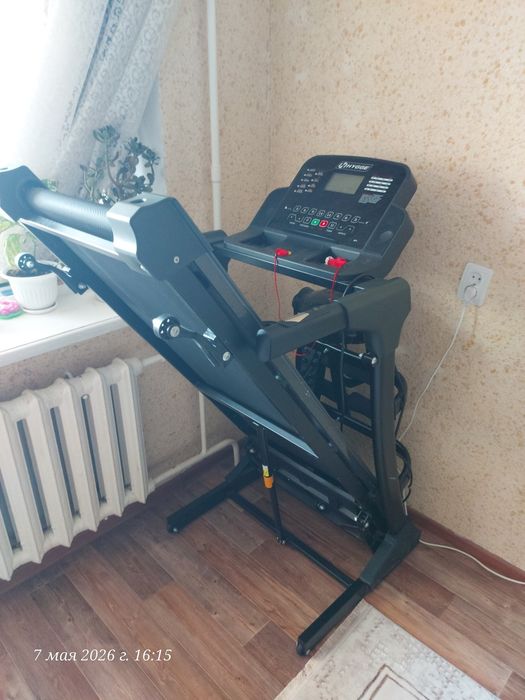 Продам беговую дорожку