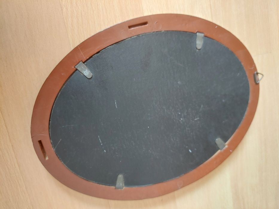 Кръст от дантела