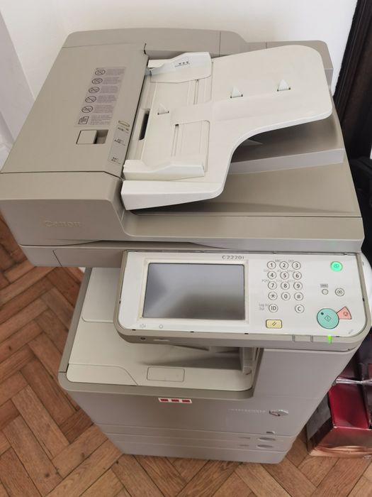 Multifunctional Canon C2220i - defect printare/pentru piese de schimb