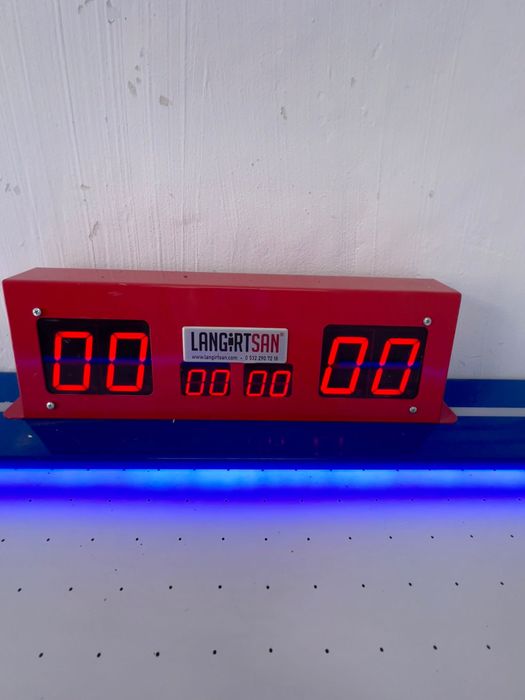 ПРОФЕСИОНАЛЕН Въздушен хокей с монетник