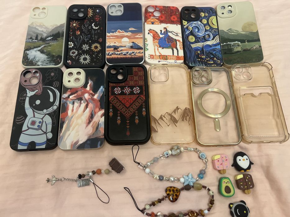 Чехлы на IPhone 13, подвески