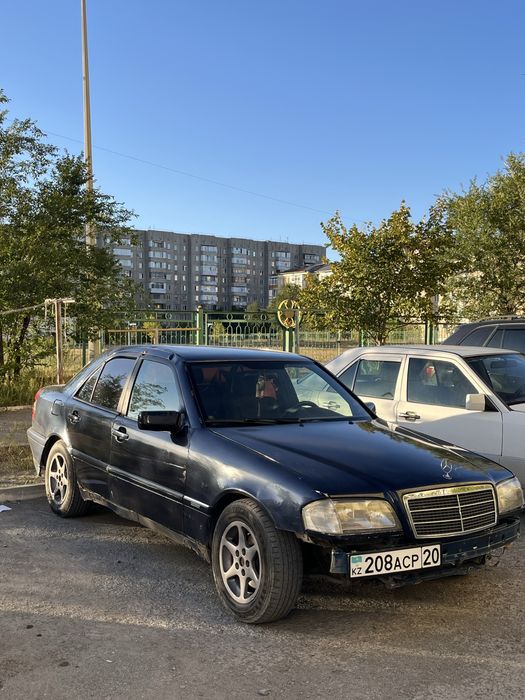 Мерседес W 202  обьем 2