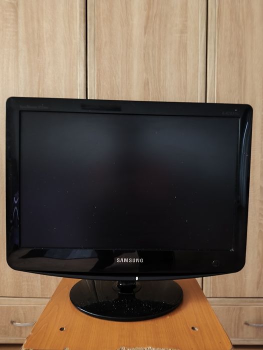 Vând pc
2.70GHz 2.70 GHz
Installed RAM
16.0 GB
Gr