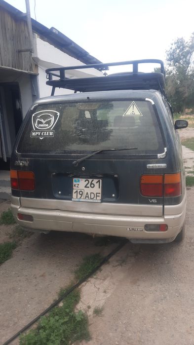 Продам Mazda MPV 1995 года