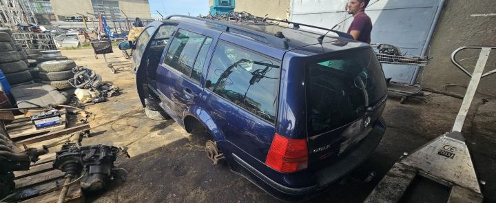 Brat stergator luneta haion 1J9955707 Volkswagen VW Golf a 4-a genera