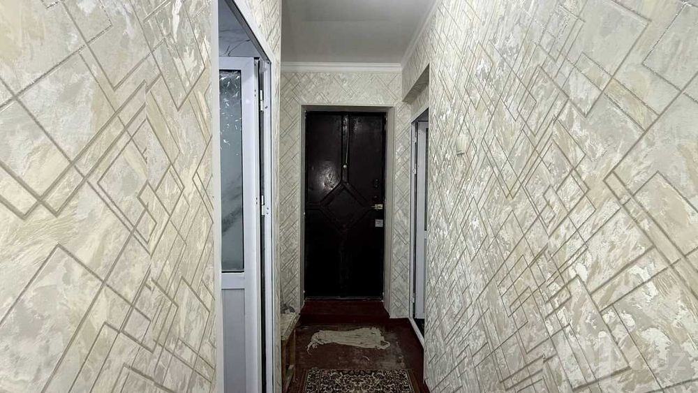 Farg'ona shaxar, Kaleniskiyda 1-xonalik uy sotiladi.