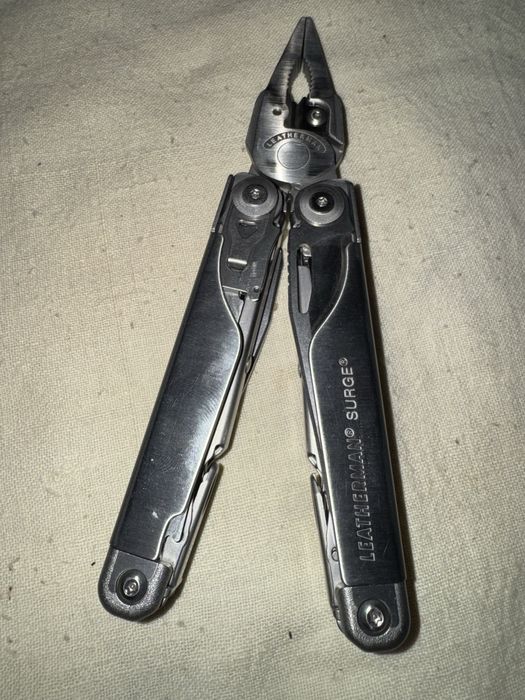 LEATHERMAN Surge made in USA