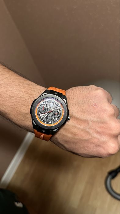 Продаются оригинальные часы Cerruti 1881 Ruscello