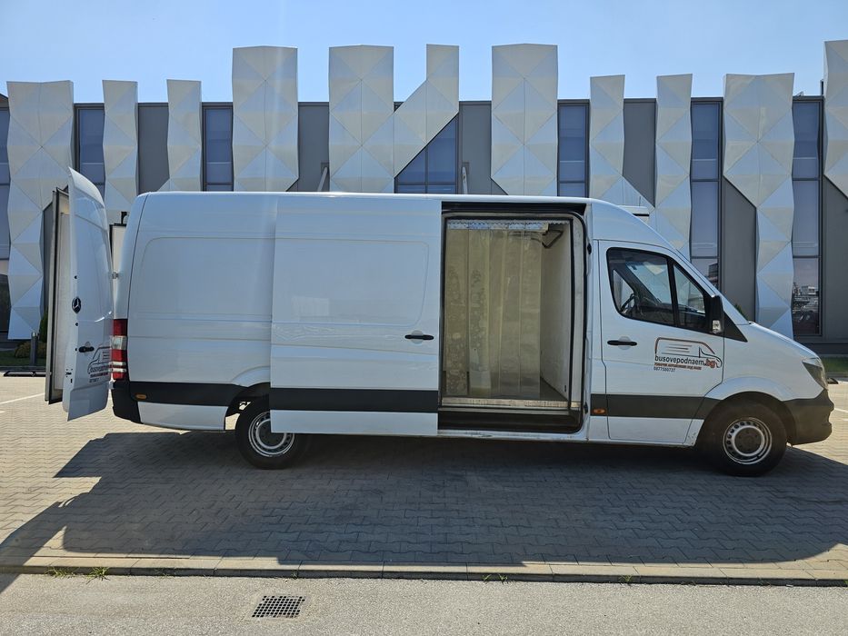 хладилен бус под наем