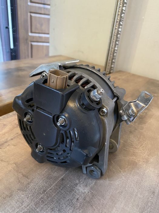 Генератор на камри 35-40 обьем 2.4.