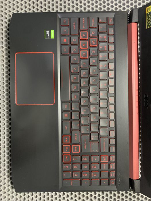 Игровой ноутбук Acer Nitro 5.