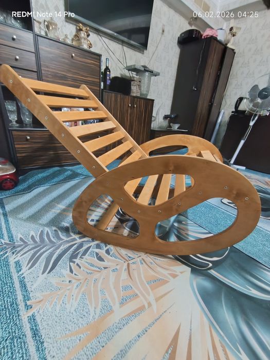 Продам кресло качалку