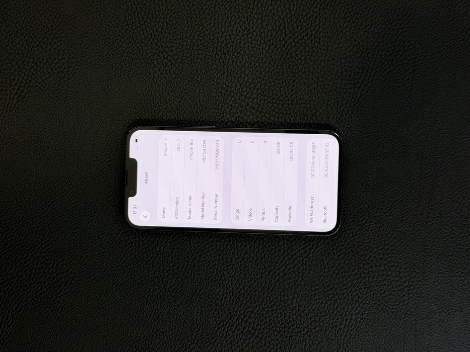 iPhone 16e - 8 цикъла