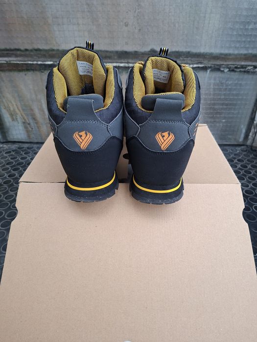 Мъжки зимни, туристически, топли боти