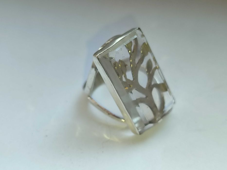 Оригинальное серебряное кольцо с камнем ГОРНЫЙ ХРУСТАЛЬ