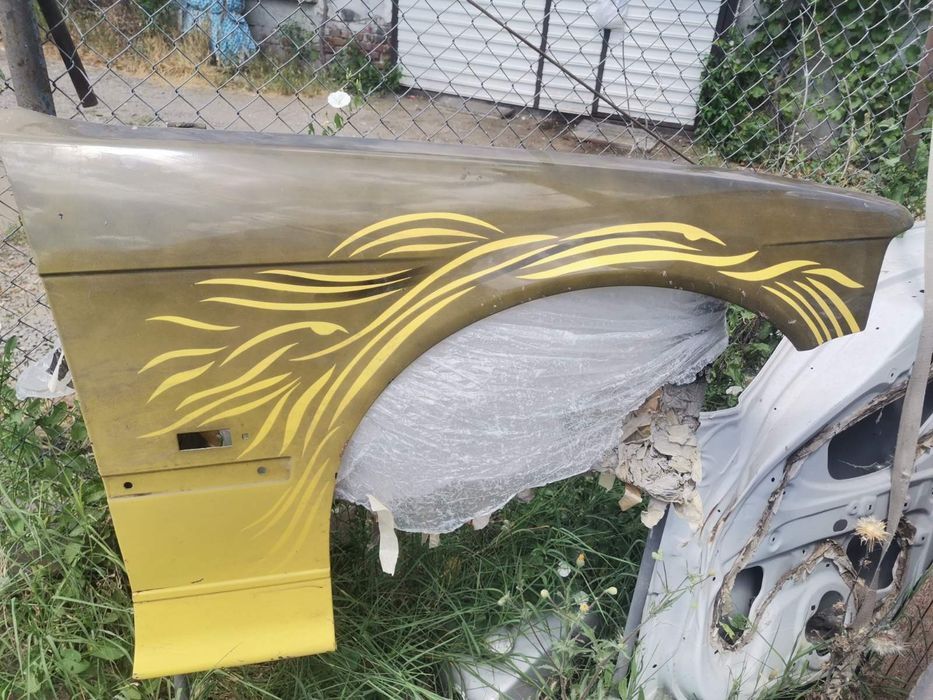 Преден десен калник Bmw E36 седан