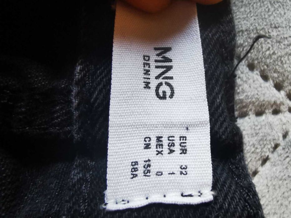 Чисто нови дънки N38/40.БЕли дънки М/L.20лв,.Джинси М/10лв.Перфектни!