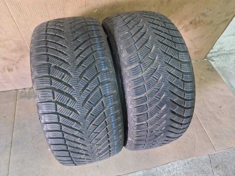 2 Duraturn R18 225/40
зимни гуми DOT3018