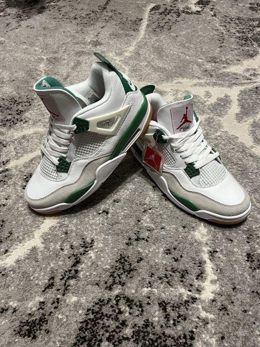 Jordan 4
