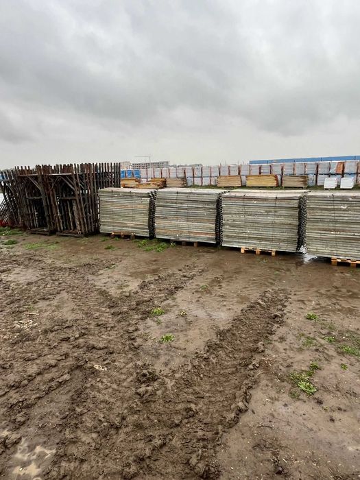 Podine schela Italia