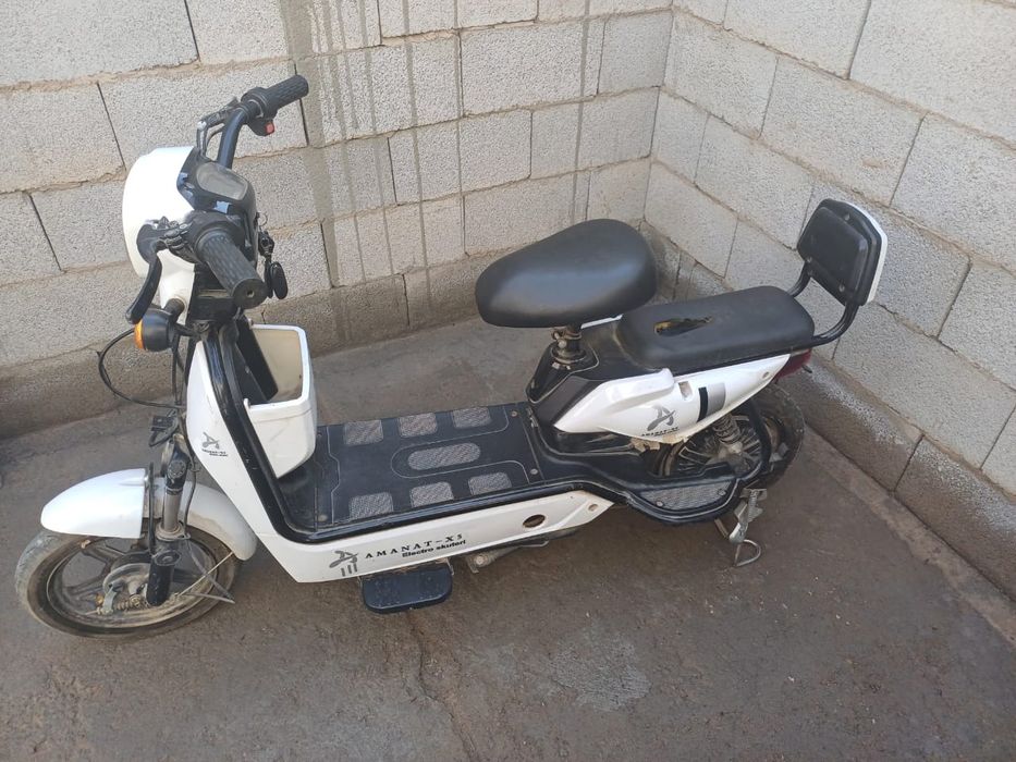 Продам электра скутер Аманат х-5
